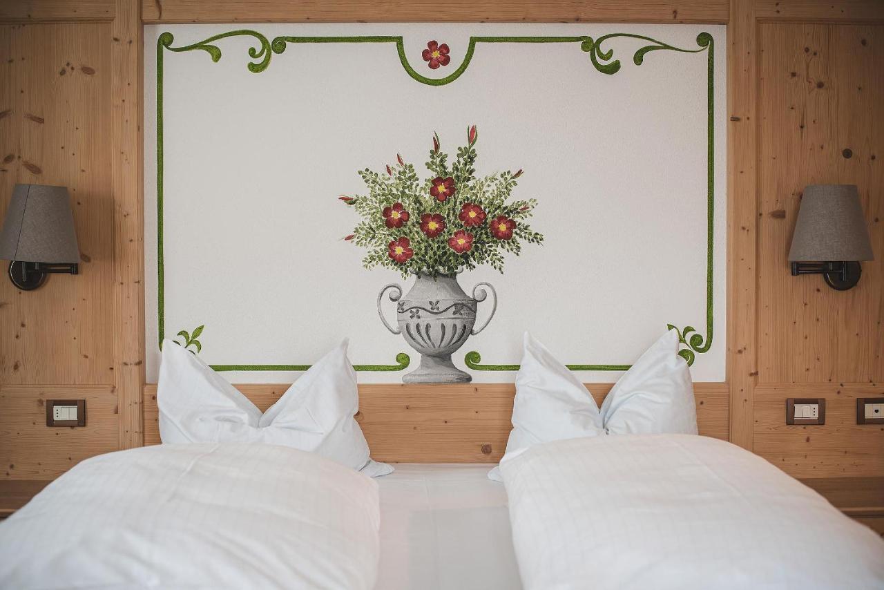 Hotel Cristallo 4*