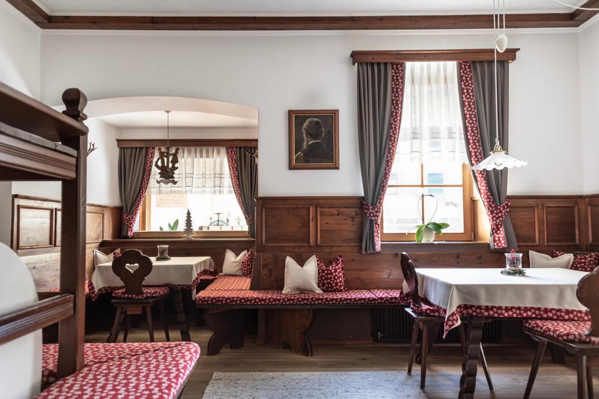 Cristallo Hotel